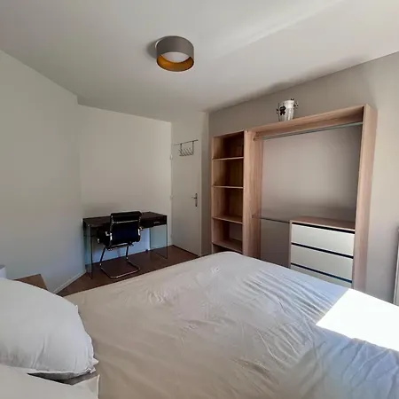 Apartment 60m2 Pour De 4 A 6 Voyageurs Clichy